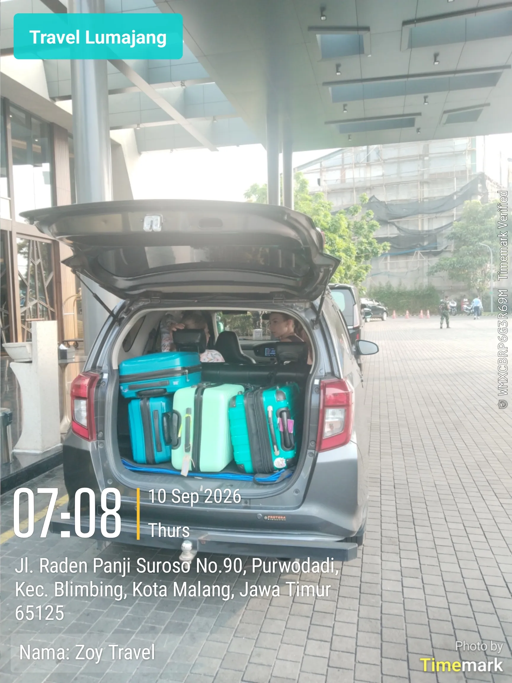 pickup our guests at Grand Mercure Malang Mirama, malang private transfer